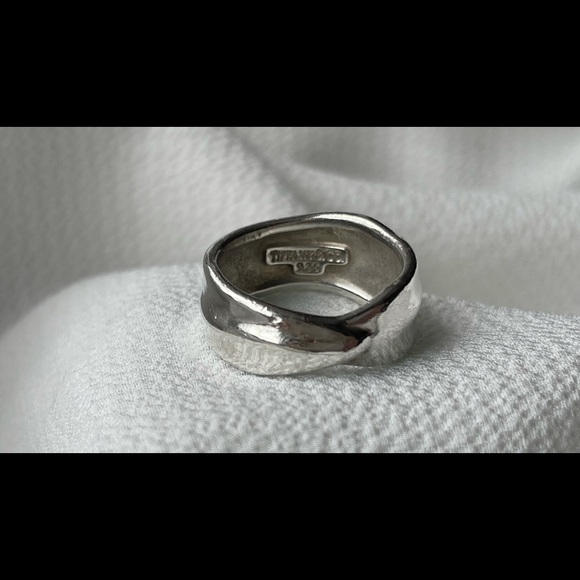 Tiffany & Co. Nature Leaf Ring, size 8 - Picture 13 of 14